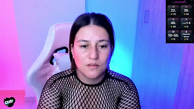 Snapshot of Saskyaa chatting on 07-17-26, 03:24 Saskyaa online show from 07-17-26, 03:24