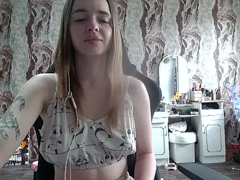 Snapshot of samanta55555 chatting on 06-15-26, 08:49 samanta55555 online show from 06-15-26, 08:49