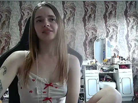 Snapshot of samanta55555 chatting on 06-19-26, 09:02 samanta55555 online show from 06-19-26, 09:02