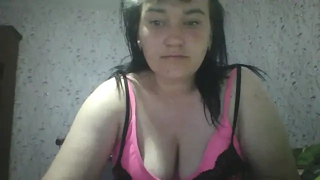 HollyLaBerry online show from 06-14-26, 05:53