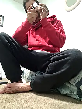 Snapshot of LongDickZee562 chatting on 11-09-25, 12:14 LongDickZee562 online show from 11-09-25, 12:14