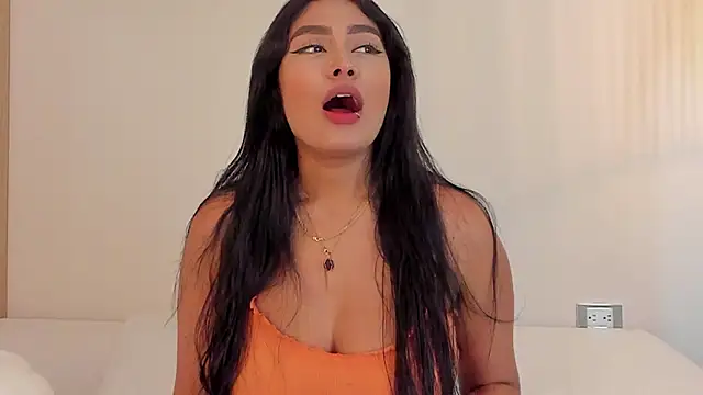 Snapshot of Kleverly_Manson1 chatting on 02-18-25, 08:03 Kleverly Manson1 online show from 02-18-25, 08:03