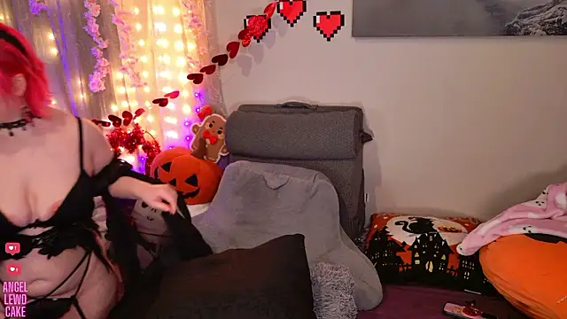 Angel-Lewd-Cake online show from 02-15-26, 07:51
