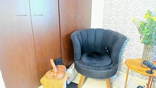 mabelsaravia online show from 04-20-26, 07:37