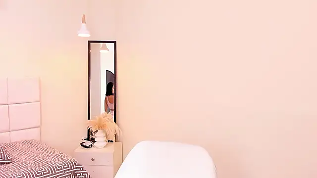 your khloe online show from 02-04-26, 02:23