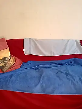 Snapshot of cricrimodele chatting on 01-25-25, 11:02 cricrimodele online show from 01-25-25, 11:02