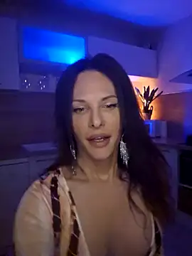 Luna Kitanna online show from 12-04-24, 09:13