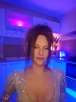 Luna Kitanna online show from 12-11-24, 10:16