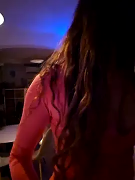 Luna Kitanna online show from 12-14-24, 08:18