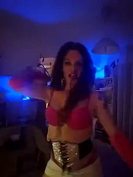 Luna Kitanna online show from 01-08-25, 12:49