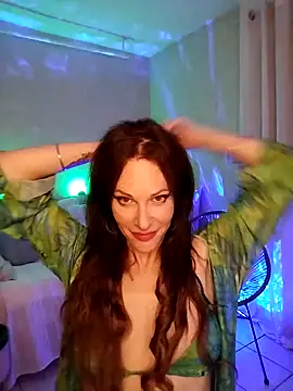 Luna Kitanna online show from 01-25-25, 11:22