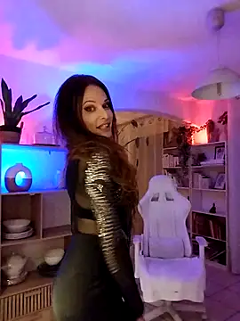 Luna Kitanna online show from 02-16-25, 07:27