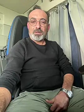 Snapshot of dzhakar chatting on 11-04-25, 12:15 dzhakar online show from 11-04-25, 12:15