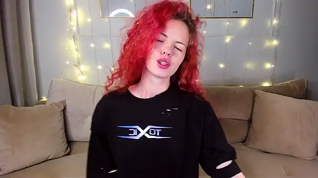 RubyAttwood online show from 03-06-25, 05:43