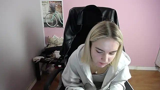 viktoria lovely online show from 04-17-26, 07:00