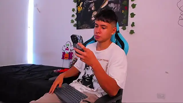 Bray Kevin online show from 01-11-25, 01:06