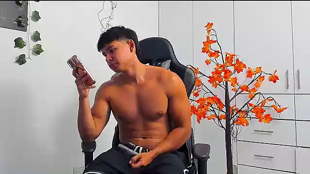 Bray Kevin online show from 02-12-26, 05:02