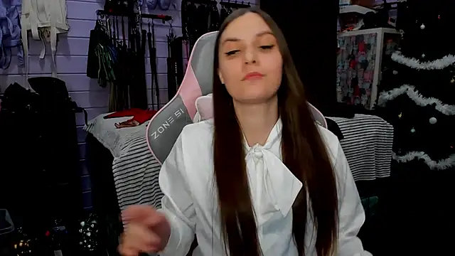 Snapshot of Stroynyash chatting on 01-08-25, 05:37 Stroynyash online show from 01-08-25, 05:37