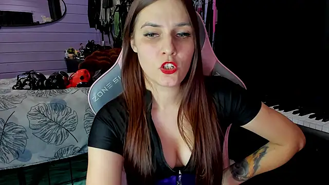 Snapshot of Stroynyash chatting on 12-15-25, 09:19 Stroynyash online show from 12-15-25, 09:19