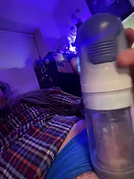 Helmut1971 online show from 12-19-24, 12:34