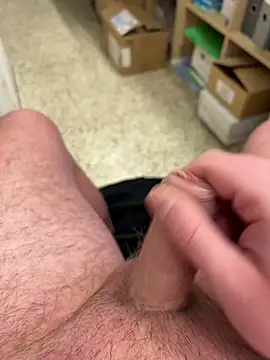 Snapshot of SeiGeilUndFrei chatting on 02-17-26, 05:48 SeiGeilUndFrei online show from 02-17-26, 05:48