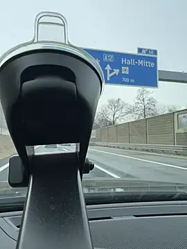 Snapshot of SeiGeilUndFrei chatting on 02-18-26, 11:28 SeiGeilUndFrei online show from 02-18-26, 11:28