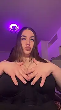 Snapshot of GabiBoobs chatting on 02-06-25, 06:35 GabiBoobs online show from 02-06-25, 06:35