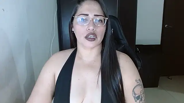 Snapshot of natashasmithe chatting on 12-03-25, 01:24 natashasmithe online show from 12-03-25, 01:24