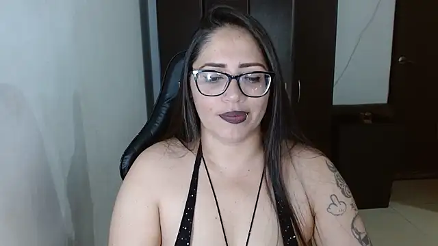 Snapshot of natashasmithe chatting on 06-13-26, 01:36 natashasmithe online show from 06-13-26, 01:36