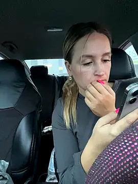 StasyWood online show from 10-21-25, 01:06