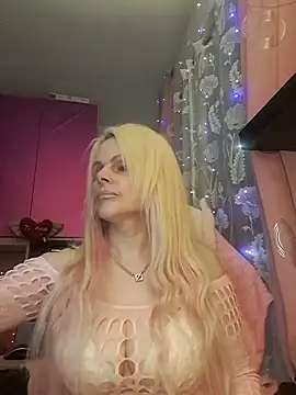 Snapshot of Angeldevilus chatting on 12-30-24, 01:15 Angeldevilus online show from 12-30-24, 01:15