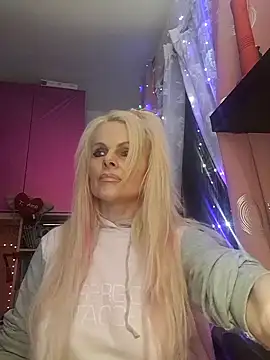 Snapshot of Angeldevilus chatting on 01-16-25, 10:44 Angeldevilus online show from 01-16-25, 10:44