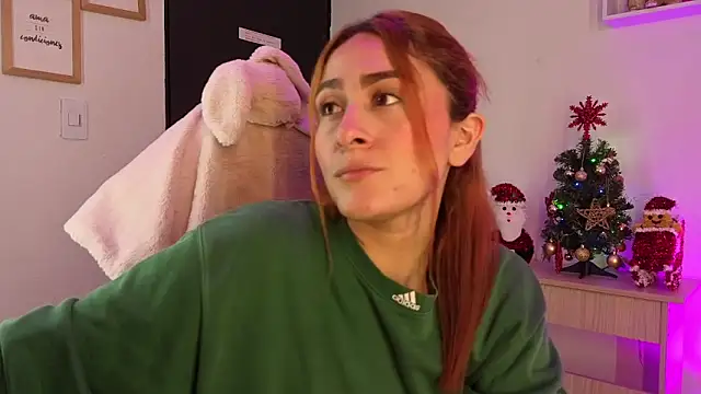 Snapshot of Tiarha chatting on 11-14-25, 04:11 Tiarha online show from 11-14-25, 04:11