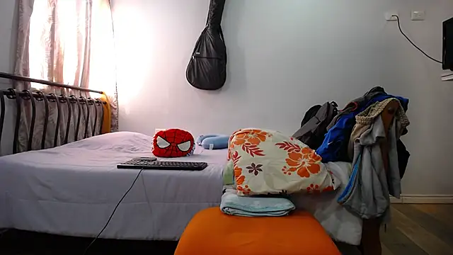 Snapshot of Iam_yourbabyprincess_XD chatting on 01-24-25, 02:19 Iam yourbabyprincess XD online show from 01-24-25, 02:19