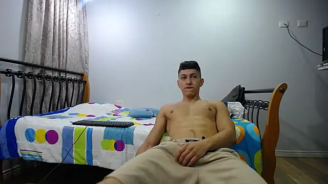 Snapshot of Iam_yourbabyprincess_XD chatting on 03-03-25, 05:20 Iam yourbabyprincess XD online show from 03-03-25, 05:20