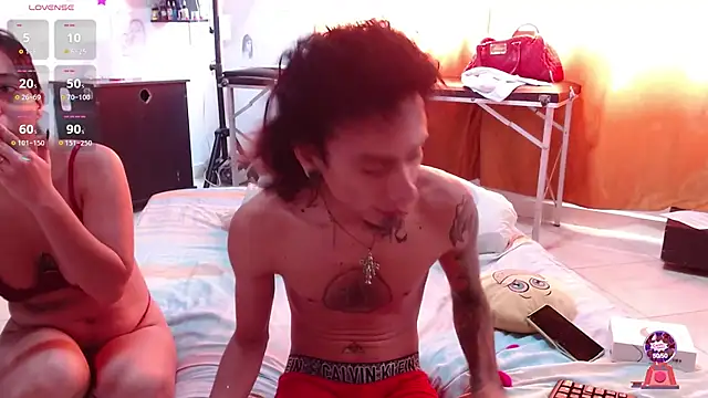 Snapshot of Tiffany_prettygirl chatting on 03-05-25, 03:40 Tiffany prettygirl online show from 03-05-25, 03:40