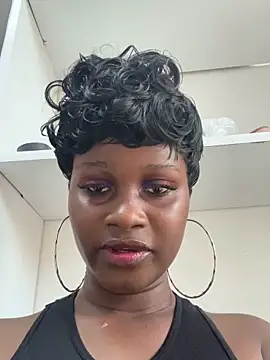 Snapshot of t-Booty_risky_ chatting on 09-10-25, 02:50 t-Booty risky online show from 09-10-25, 02:50