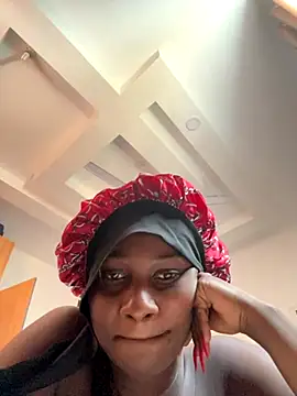 Snapshot of t-Booty_risky_ chatting on 10-31-25, 10:05 t-Booty risky online show from 10-31-25, 10:05