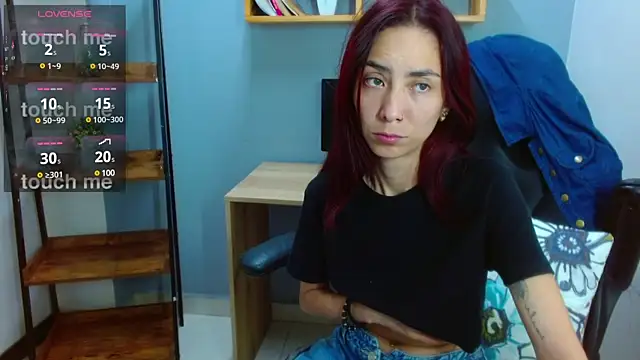 Snapshot of Erika_Stevens chatting on 12-18-24, 05:48 Erika Stevens online show from 12-18-24, 05:48