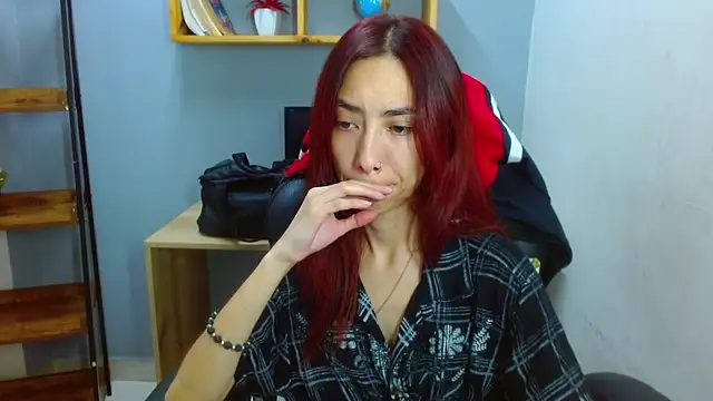 Snapshot of Erika_Stevens chatting on 12-27-24, 07:46 Erika Stevens online show from 12-27-24, 07:46