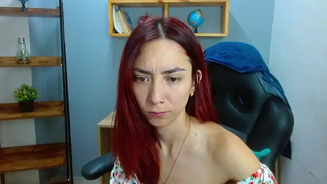 Snapshot of Erika_Stevens chatting on 01-02-25, 05:29 Erika Stevens online show from 01-02-25, 05:29