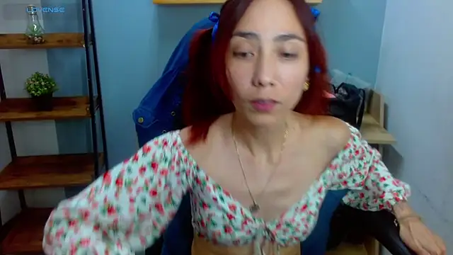 Snapshot of Erika_Stevens chatting on 01-11-25, 05:20 Erika Stevens online show from 01-11-25, 05:20