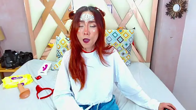 Snapshot of Erika_Stevens chatting on 02-13-25, 09:06 Erika Stevens online show from 02-13-25, 09:06