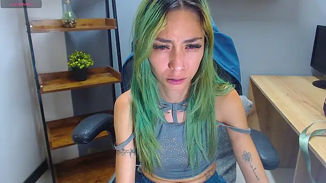 Snapshot of Erika_Stevens chatting on 11-08-25, 12:11 Erika Stevens online show from 11-08-25, 12:11