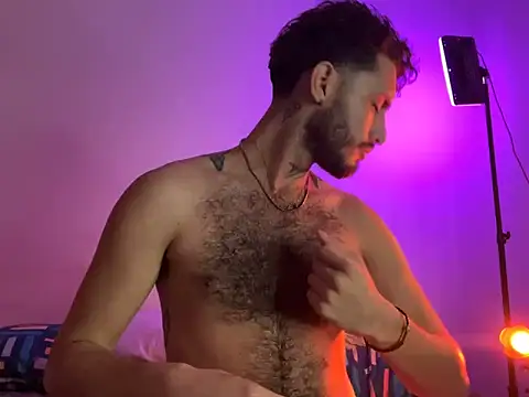 axel giracr online show from 01-04-25, 11:38