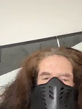 Sluckkkbigdk online show from 03-18-26, 12:30