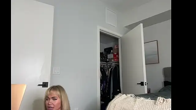 ElenaErickson online show from 05-19-26, 02:07