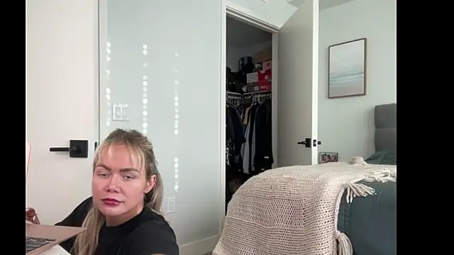 ElenaErickson online show from 06-08-26, 01:28