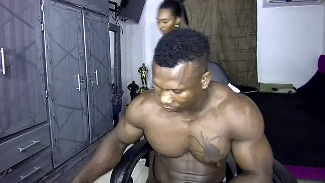 Snapshot of MedellinBlackx chatting on 10-01-25, 01:22 MedellinBlackx online show from 10-01-25, 01:22