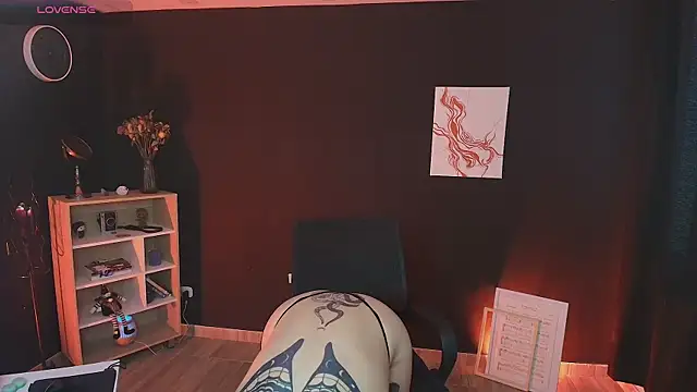 Snapshot of _WednesdayFriday_ chatting on 09-12-25, 02:06 WednesdayFriday online show from 09-12-25, 02:06